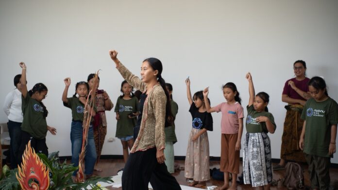 Sebagai sebuah ekosistem kreatif yang mempertemukan seni, inovasi, dan kolaborasi lintas disiplin, Nuanu Creative City terus menghadirkan ruang dimana berbagai gagasan dan perspektif dapat berkembang.